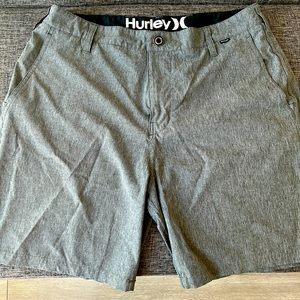 HURLEY in the house! Men’s Phantom WalkShorts Like NEW. Steel Grey, 32”W Stretch